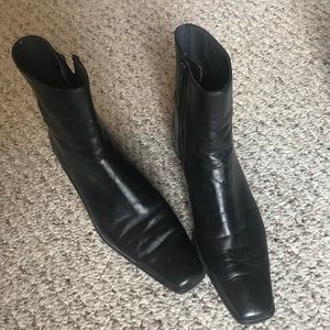 stuart weitzman square toe boots